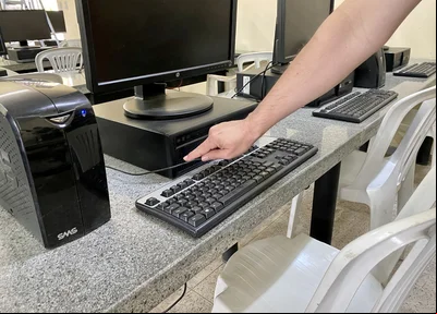 UFPI disponibiliza 300 computadores para versão digital do Enem