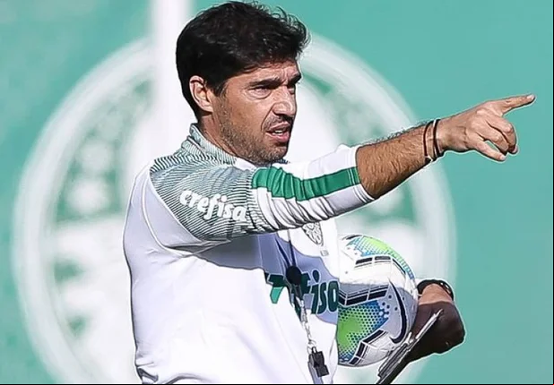 Técnico Abel Ferreira.