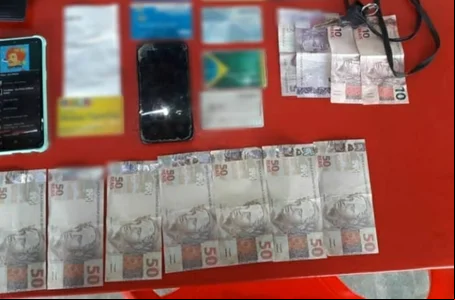 Notas falsas de dinheiro