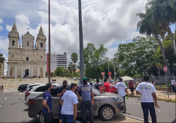 Protesto de permissionários e ambulantes