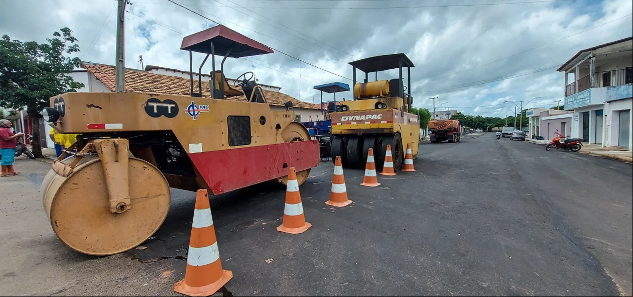 Vários trechos das obras
