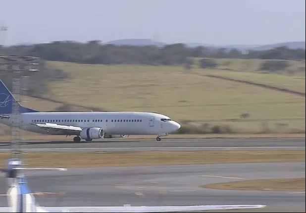 Avião fretado pelo governo dos Estados Unidos