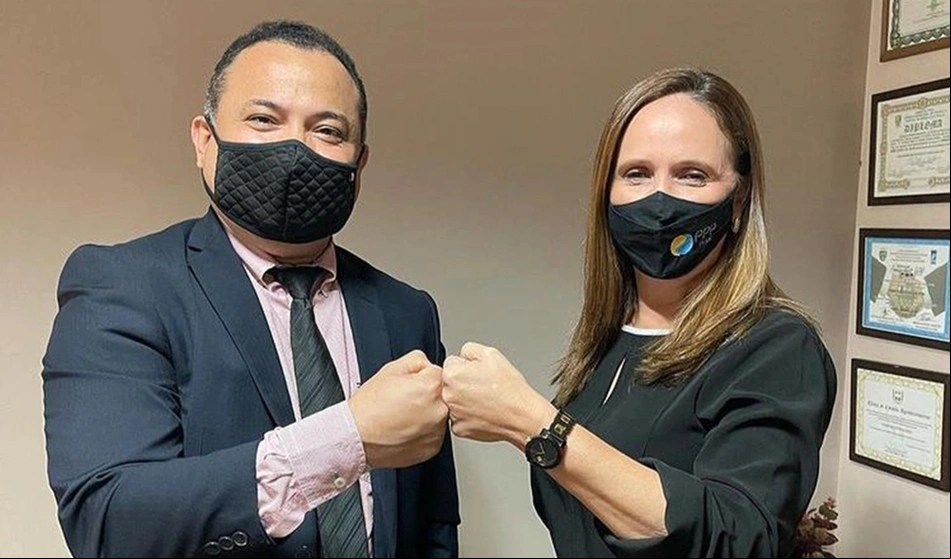 Evaldo Gomes e Viviane Moura