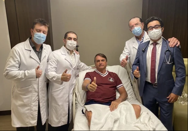 Bolsonaro anunciou que recebeu alta médica