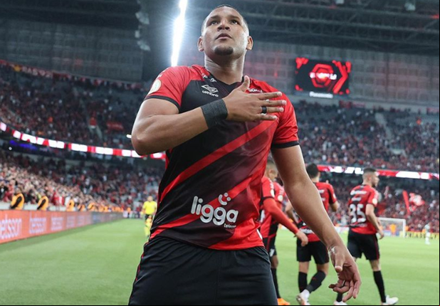 Matheus Felipe, zagueiro do Athletico-PR