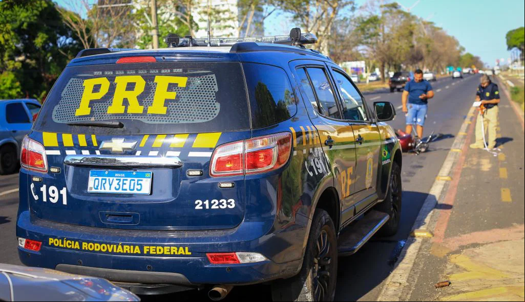 PRF esteve no local