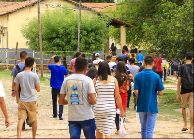 Estudantes no segundo dia de aplicação do Enem