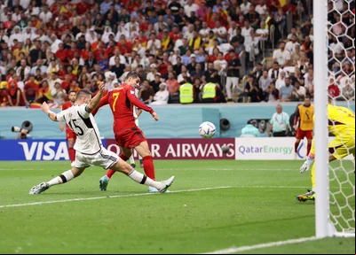 Momento do gol do Morata contra a Alemanha na Copa do Mundo