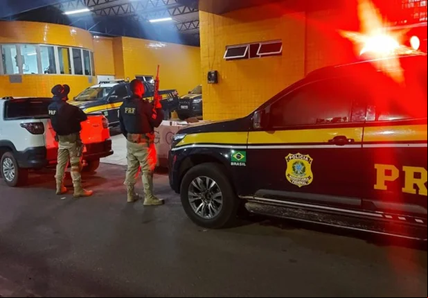 Cigarros contrabandeados foram apreendidos pela PRF
