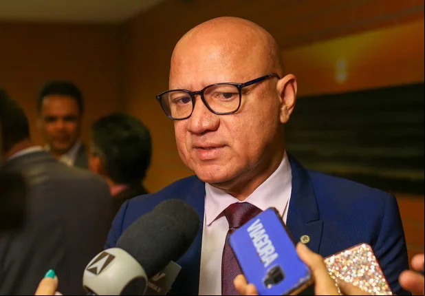 Franzé Silva na Alepi