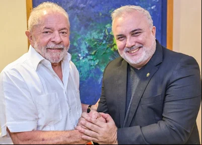 Lula anuncia o senador Jean Paul Prates como presidente da Petrobras