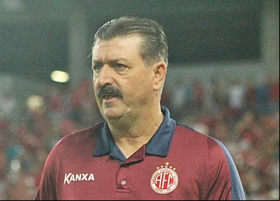Técnico Leandro Campos