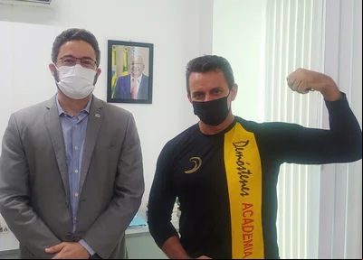 Demóstenes Ribeiro após reunião com o procurador-geral Aurélio Lobão