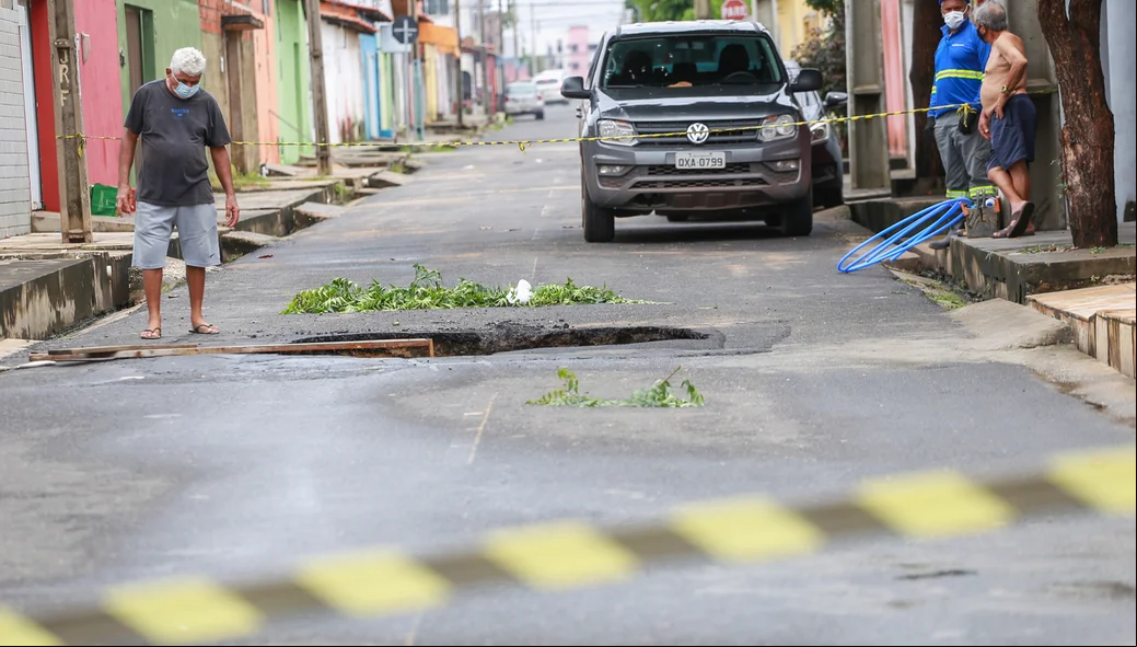 Moradores reclamam da situação