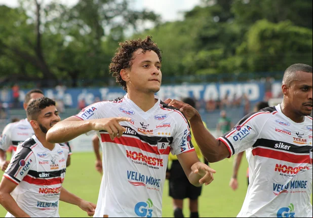 River venceu o Flamengo por 5 a 1 no último domingo