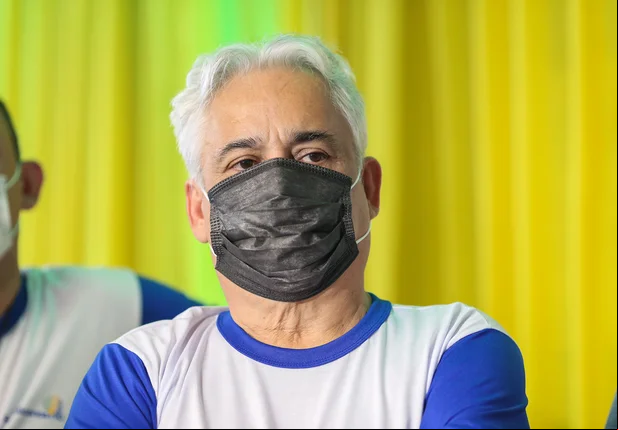 Robert Rios