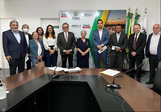 Bancada federal se reuniu com a governadora Regina Sousa