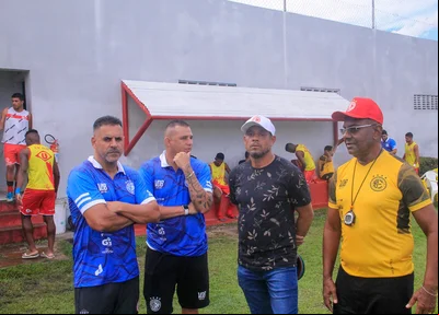 Comissão técnica do 4 de Julho
