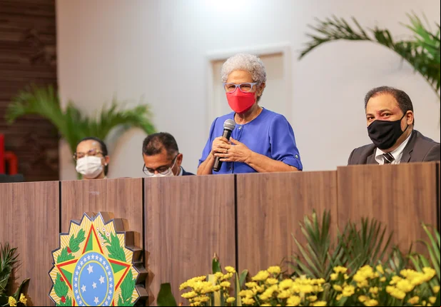 Regina Sousa
