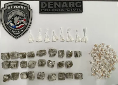 Denarc prende duas pessoas e apreende drogas em Timon