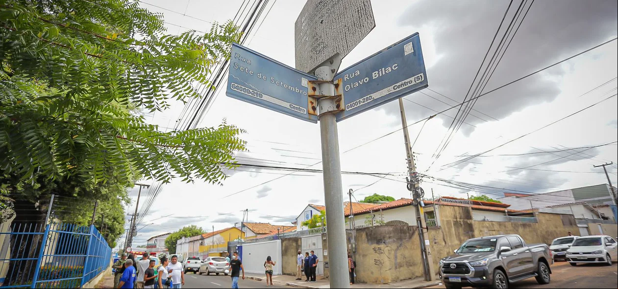 Cruzamento da Rua 7 de Setembro com Olavo Bilac