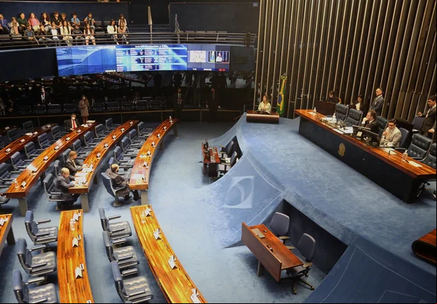Senado aprova projeto que beneficia governo em votações do Carf