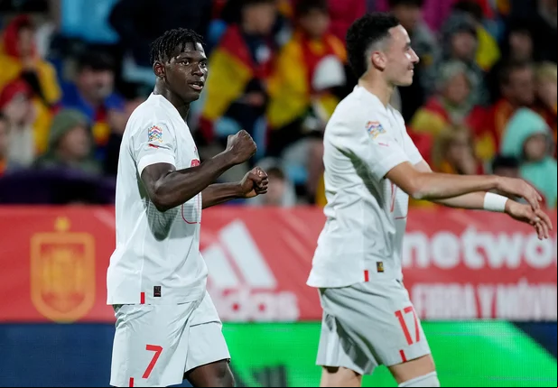 Suiça e Espanha pela Liga das Nações