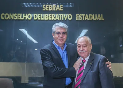 Filemon Paranaguá ao lado de Freitas Neto