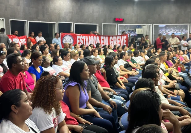 Audiência Pública realizada em 14 de novembro a respeito da falta de pagamento de servidores terceirizados