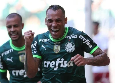 Breno Lopes, autor do gol da vitória contra o Fluminense na partida deste domingo (03)