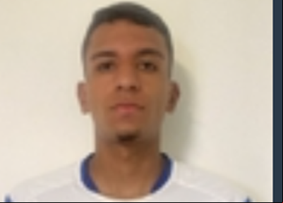 Luís Guilherme, lateral-direito do Altos