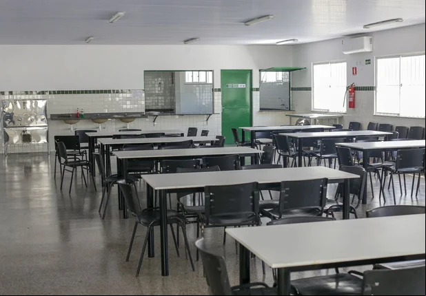 Salas de aula do CETI Professora Júlia Nunes Alves