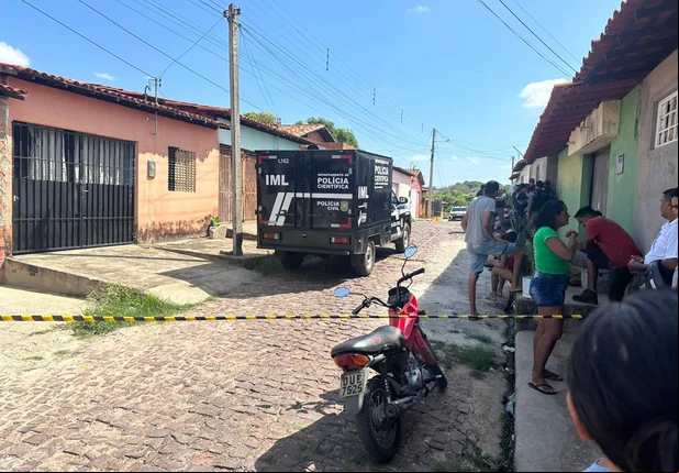 Uma equipe do IML foi acionada até o local do ocorrido