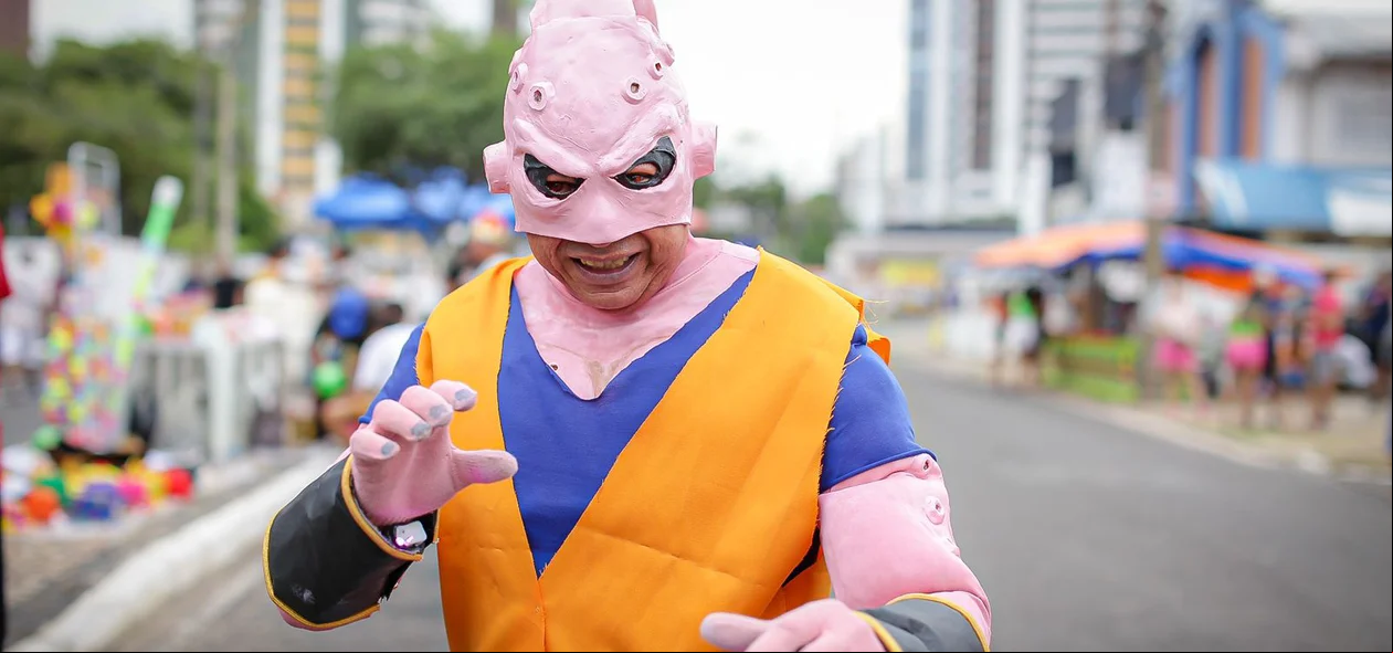 Majin Boo é uma fantasia feita pelo artista plástico Welington Sampaio