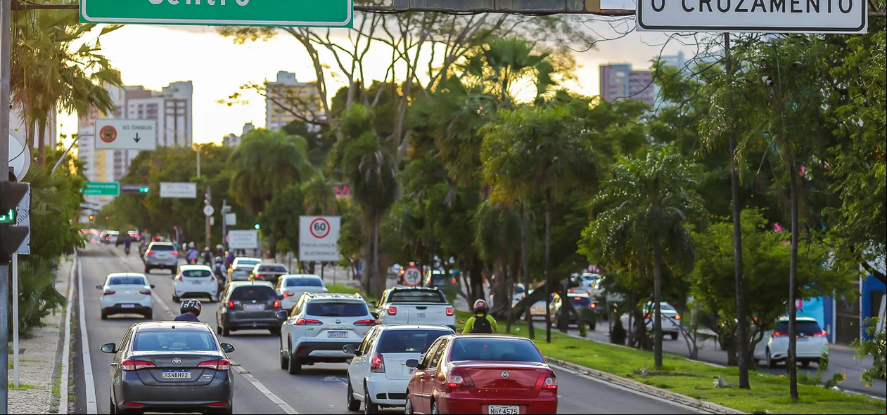 Faixas dos ônibus em rodovias federais é liberada