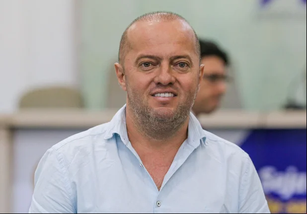Prefeito Paulo Sérgio de Sousa, de Acauã