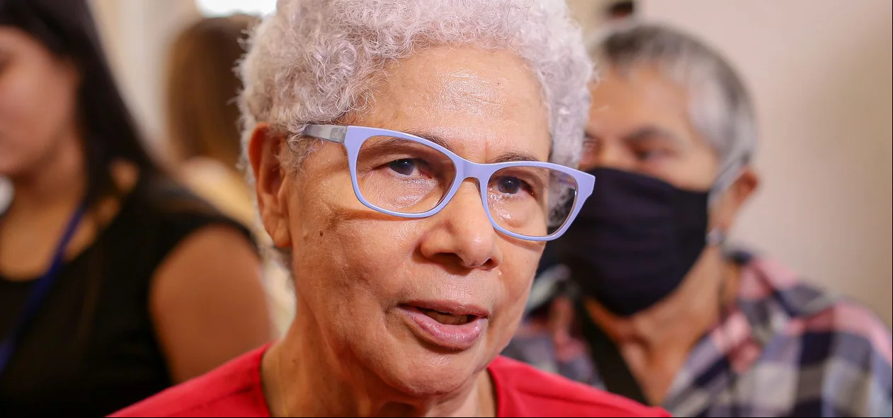 Secretária da Sasc, Regina Sousa