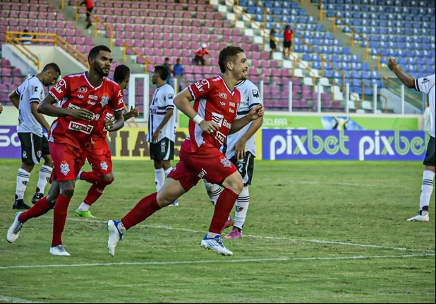 Sergipe vence Fluminense-PI de virada por 3 a 1