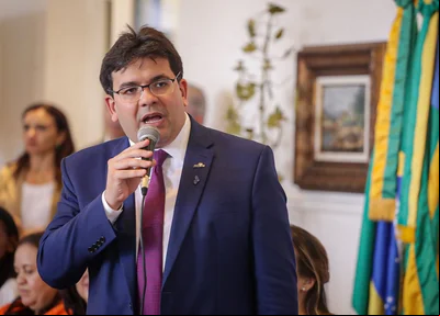 Solenidade no Karnak com a presença de Rafael Fonteles e demais autoridades