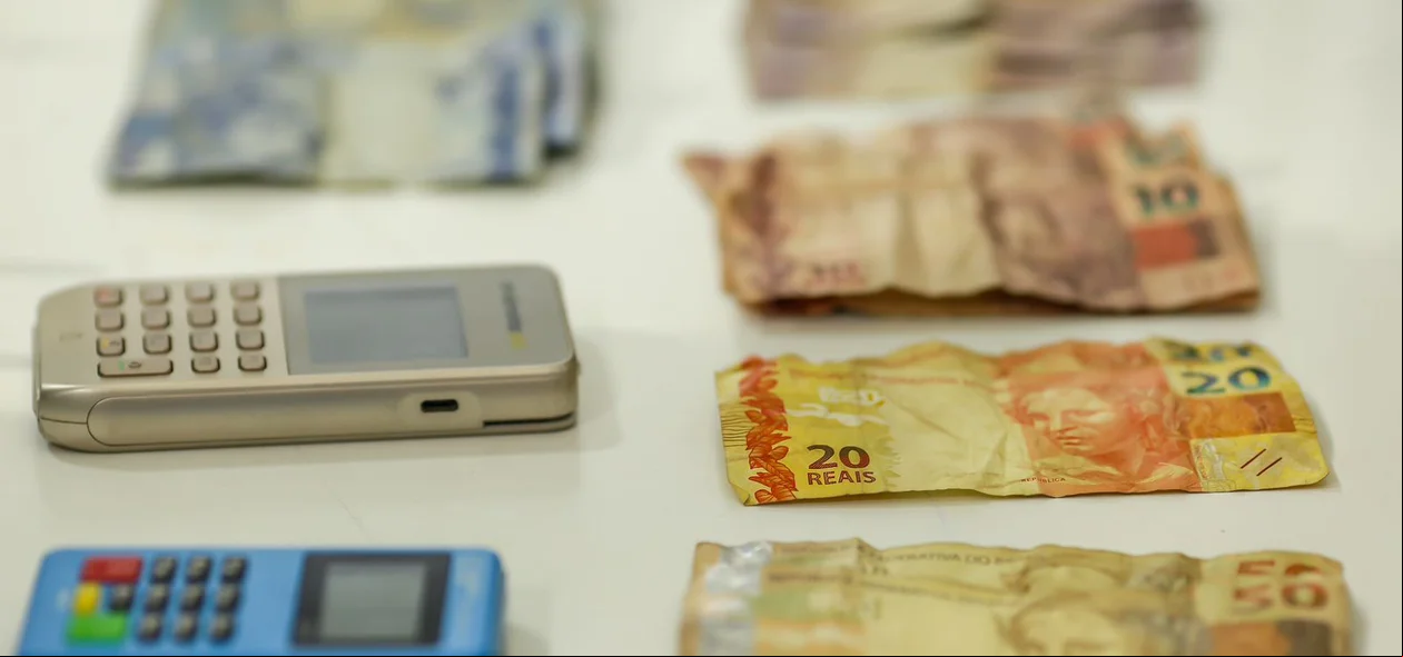 A suspeitas foram presas por meio de mandados