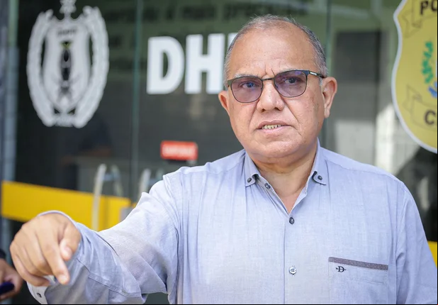 Diretor do DHPP, Francisco Costa, o Barêtta