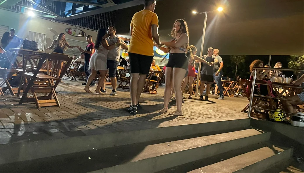 Forró Debaixo da Ponte