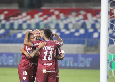 Fortaleza vence e se classifica para as oitavas