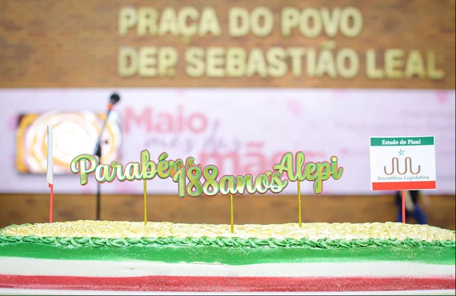 Bolo dos 188 anos da Alepi