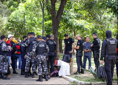 Polícia Militar durante operação no Centro de Teresina