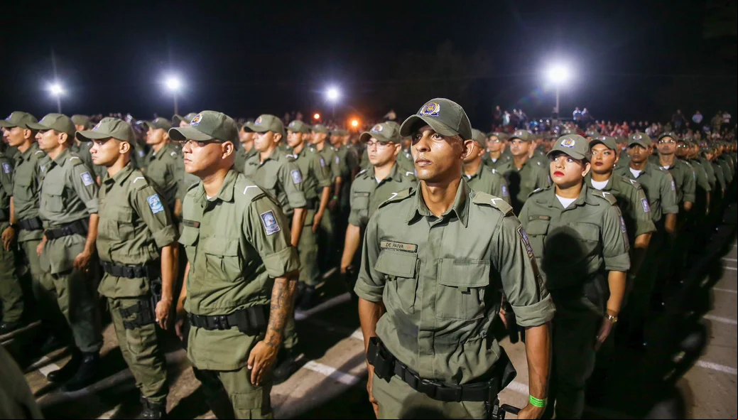 Cerimônia de formatura dos soldados da PM-PI