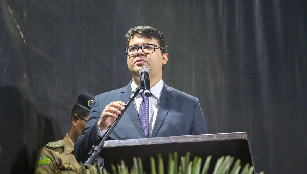 Chico Lucas na formatura dos soldados da PM-PI