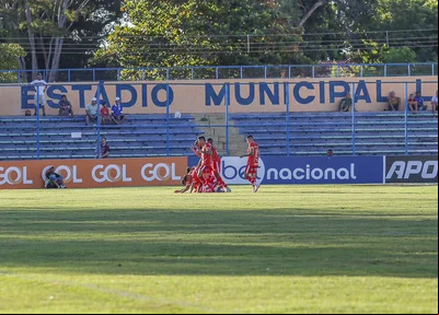 América-RN abriu o placar contra o Altos no estádio Lindolfo Monteiro