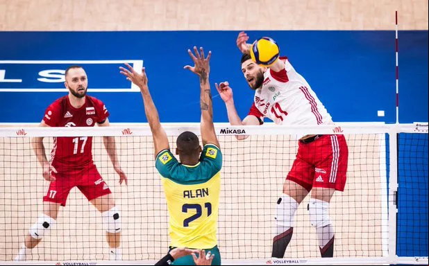 Pela Liga das Nações o Brasil enfrentou a Polônia e foi superado por 3 sets a 0