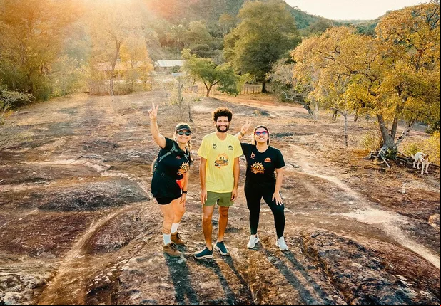 Atletas desbravando a natureza do Recanto Drogueda